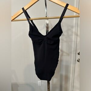NWOT Size Small SKIMS Seamless Sculpt Brief Bodysuit MSRP $70.00